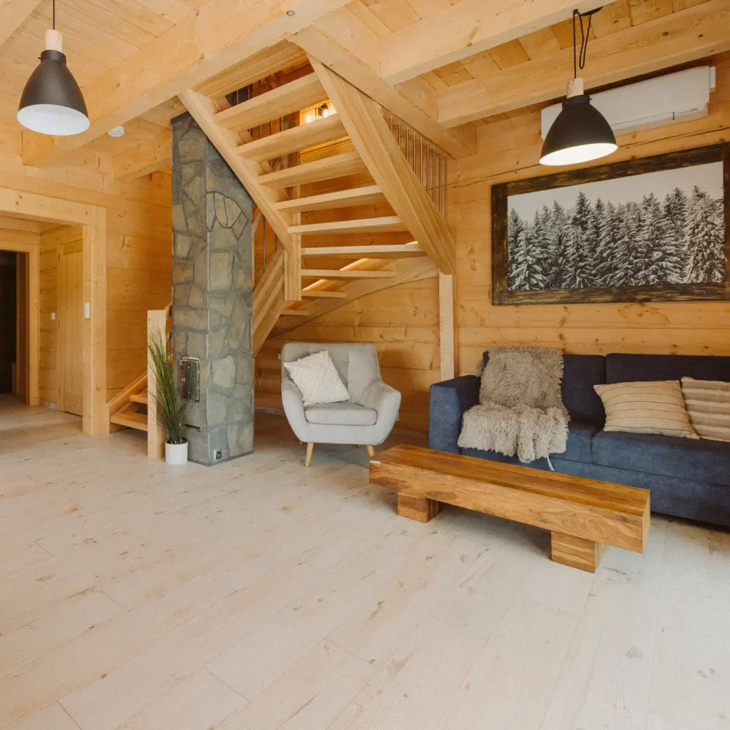 1x1 1200 Domki W Gorach Wnetrze Drewnianego Domu Salon Kuchnia 1024x1024