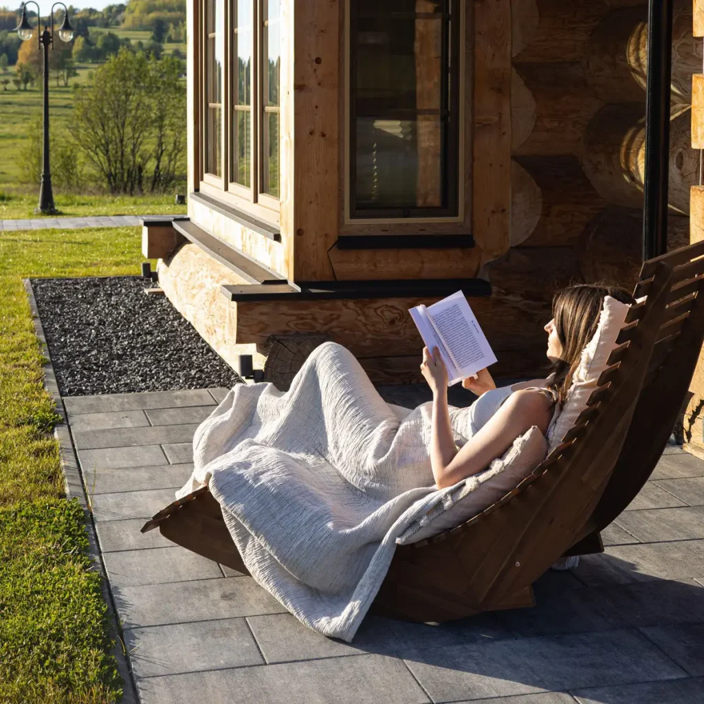 1x1 1200 Relax Ksiazka Na Tarasie Gory Zakopane 1024x1024