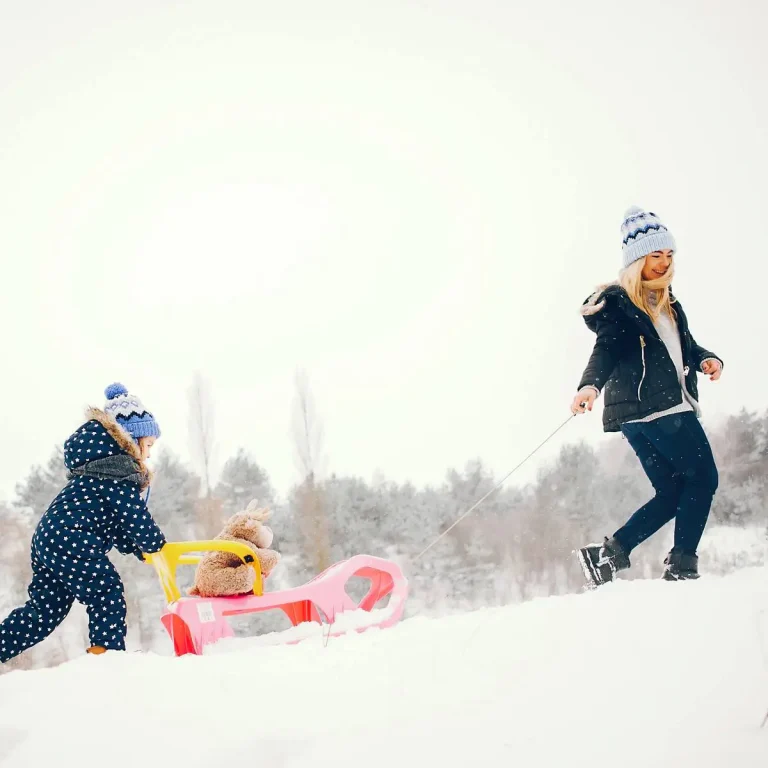 1x1-1200-rodzinna-zabawa-zimowa-w-gorach-atrakcje